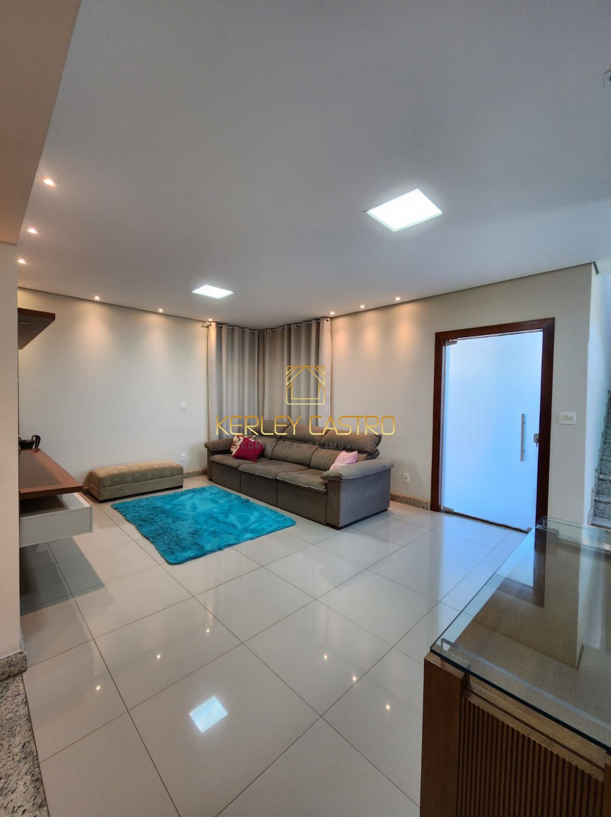 Vendo linda casa duplex no São Cristóvão,  em Sete Lagoas-Mg.
